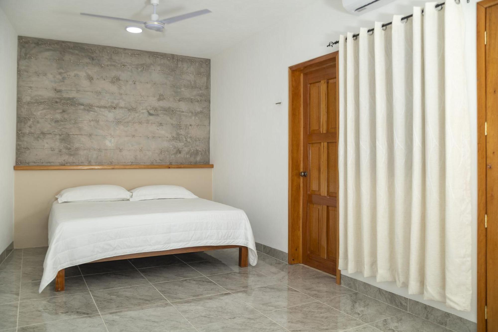 Casa Marco'S Hotel Valladolid  Ngoại thất bức ảnh