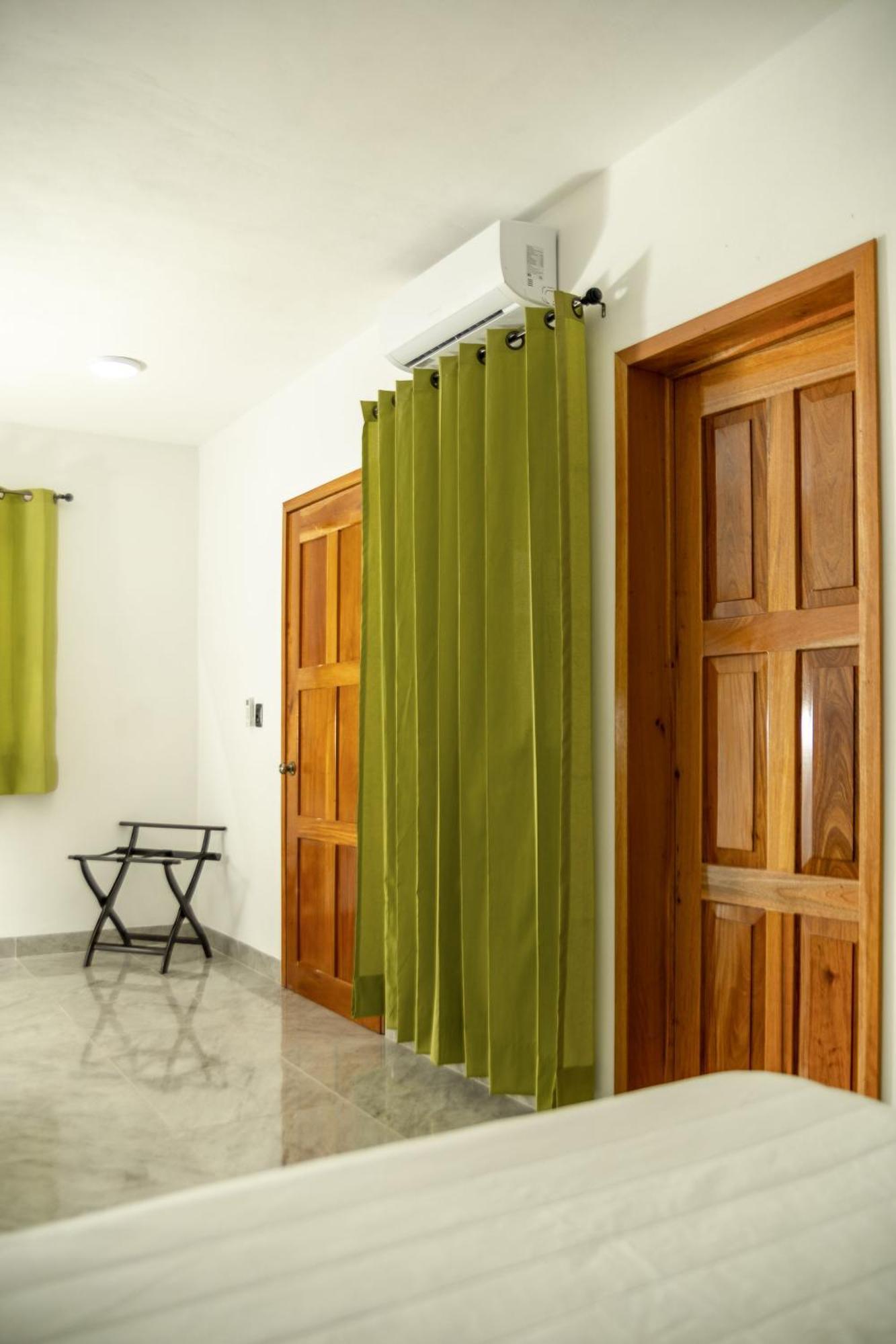 Casa Marco'S Hotel Valladolid  Ngoại thất bức ảnh