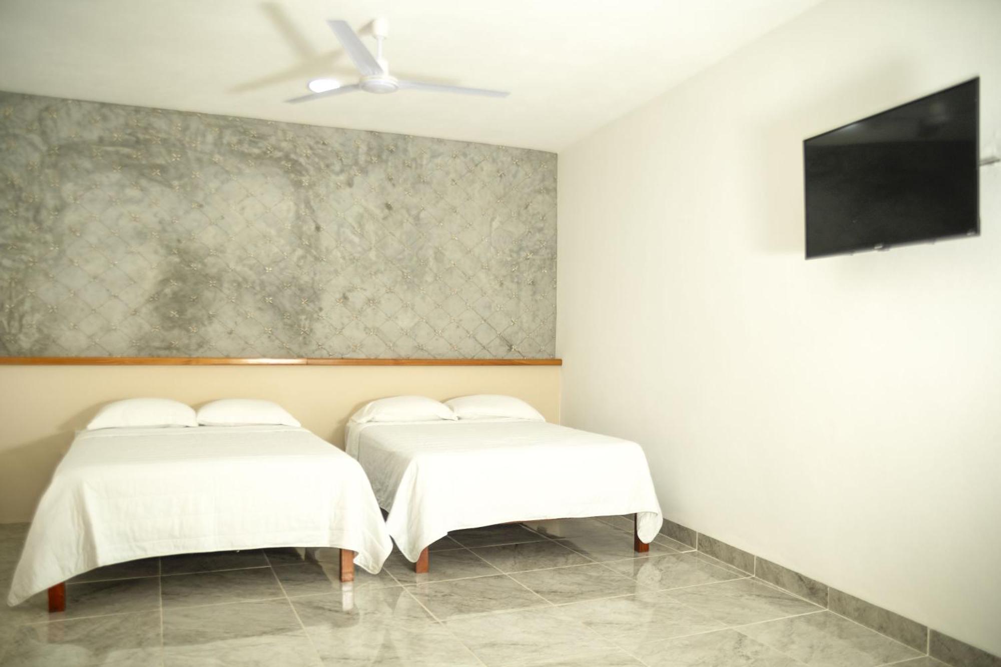 Casa Marco'S Hotel Valladolid  Ngoại thất bức ảnh
