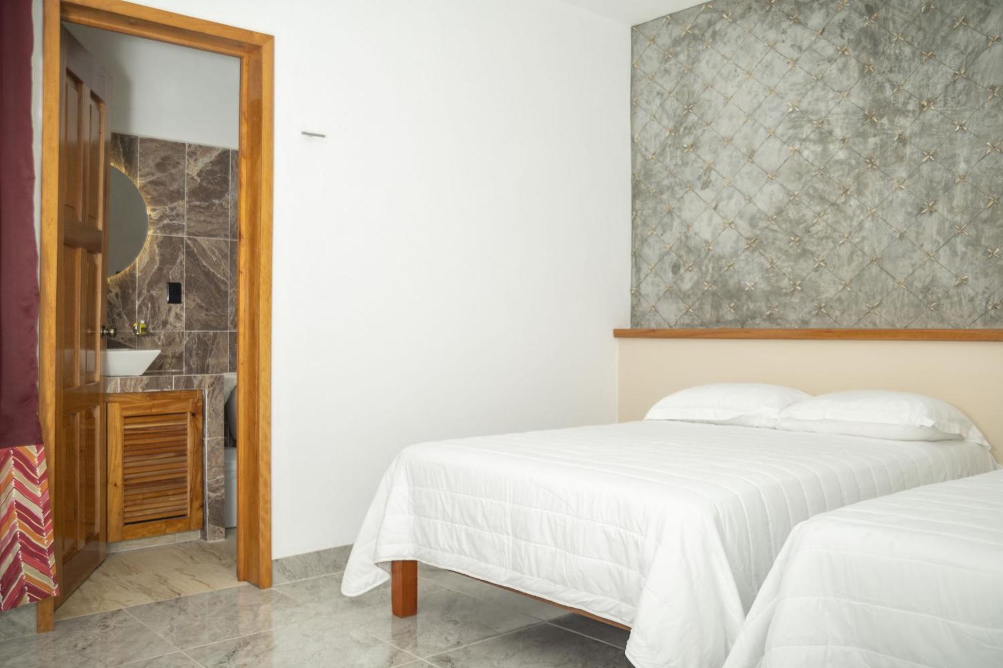 Casa Marco'S Hotel Valladolid  Ngoại thất bức ảnh